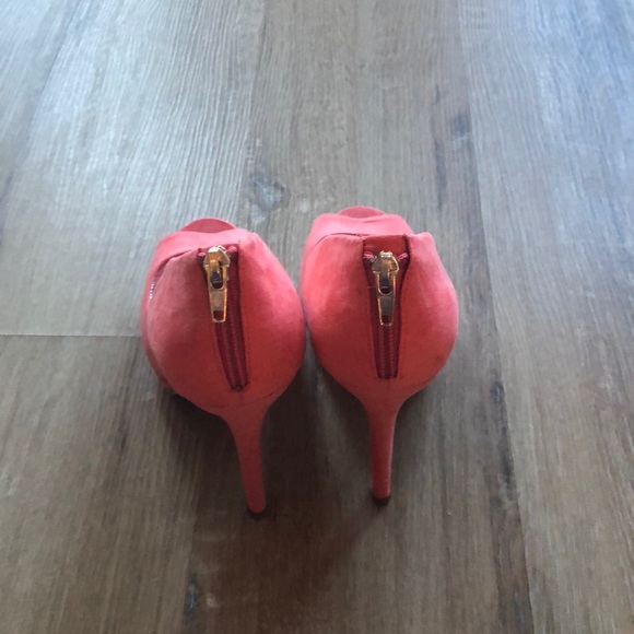 Madden Girl Bannter Peep Toe Heels in Coral Fabric - Picture 3 of 4